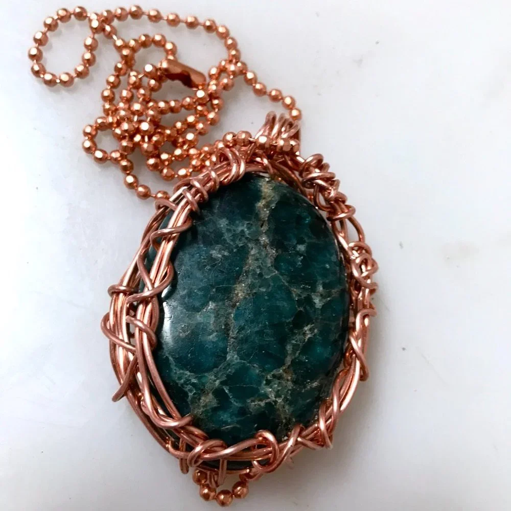 Genuine Blue Apatite Untreated Gemstone Solid Copper Pendant Necklace Handmade - Picture 7 of 10